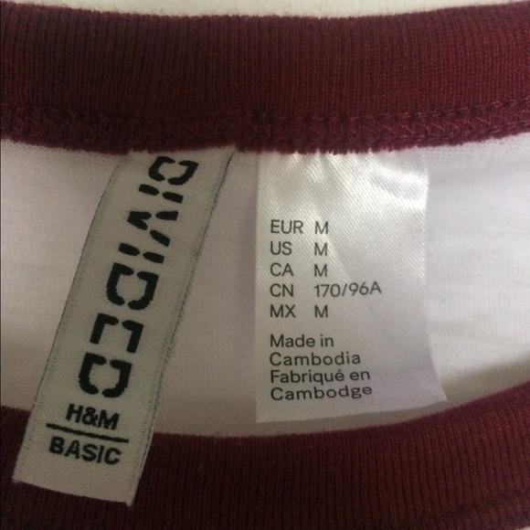Divided H&M T-Shirt - Picture 2 of 2
